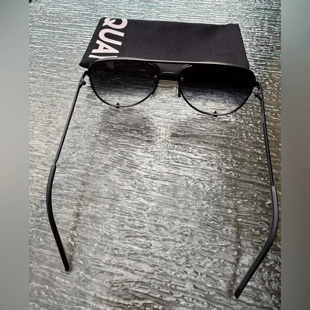 Quay High Key Rimless Mini 126 - Picture 2 of 7